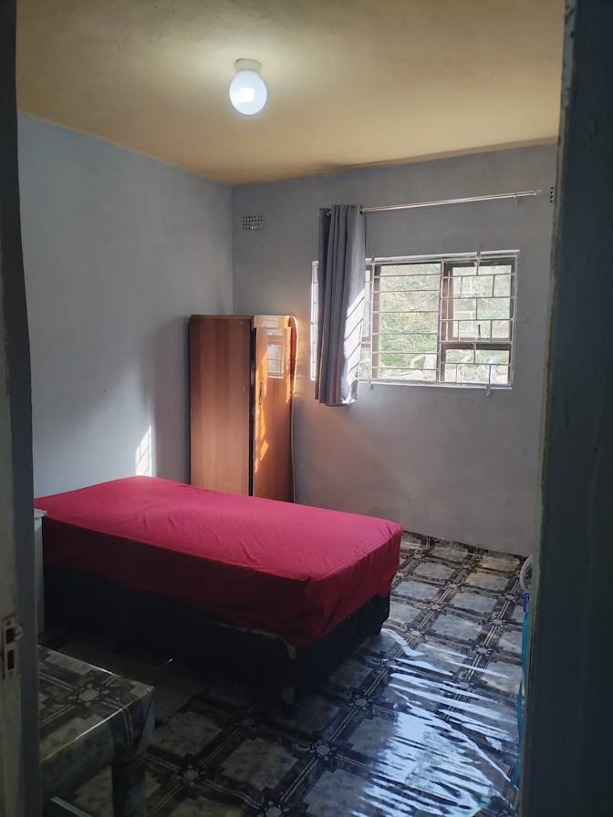 Faiza's room