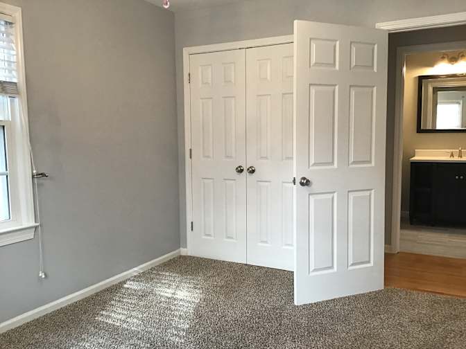 Alcove Rooms's room