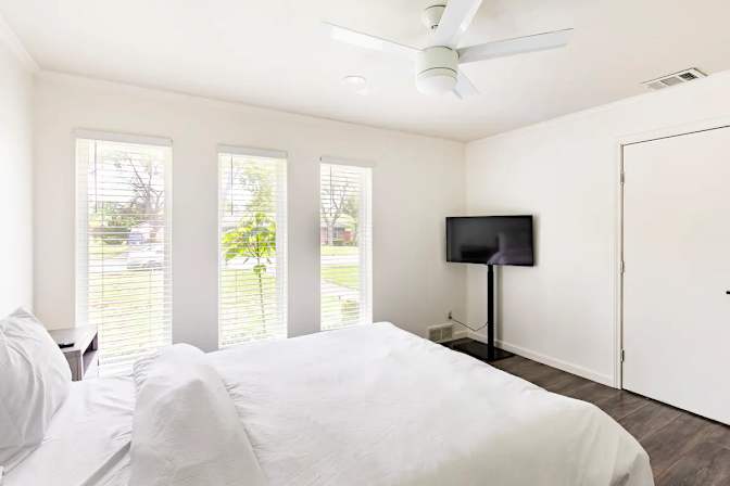 Crystal's room
