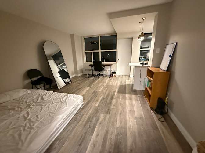 Audrey Lee's room