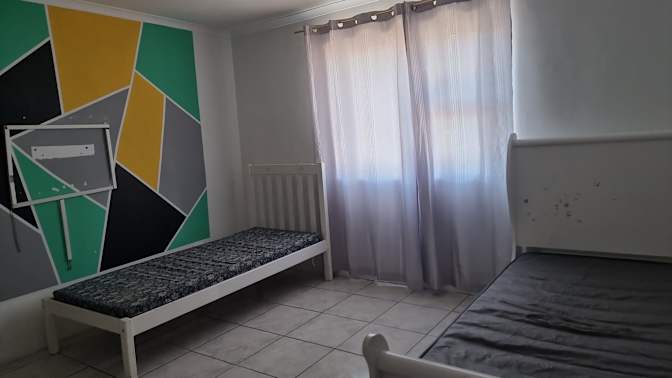 S M's room