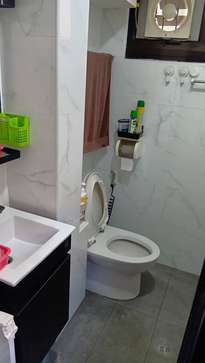 ai ling's room