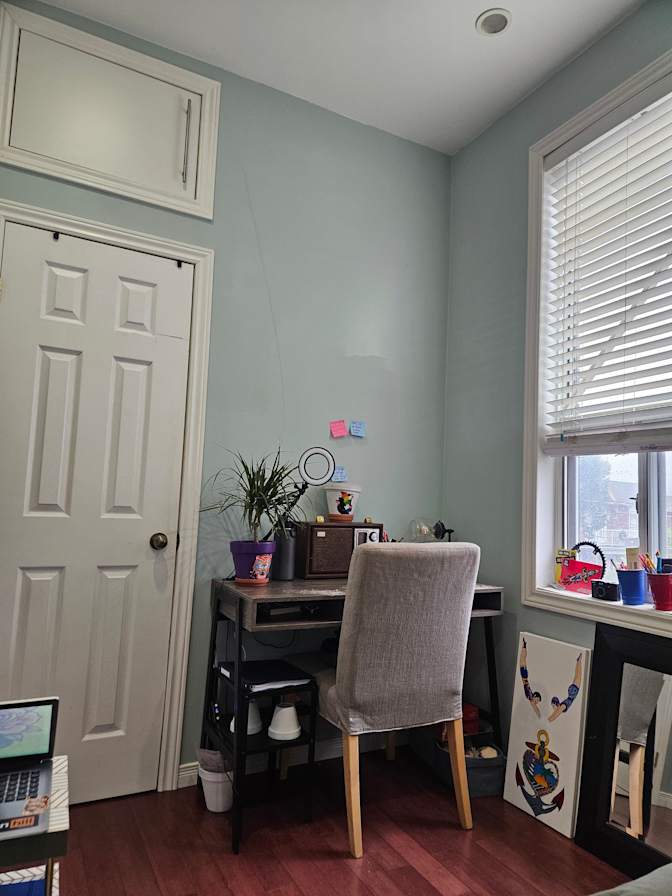 Lindsey's room