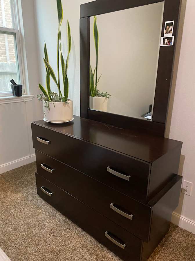 Gloria's room