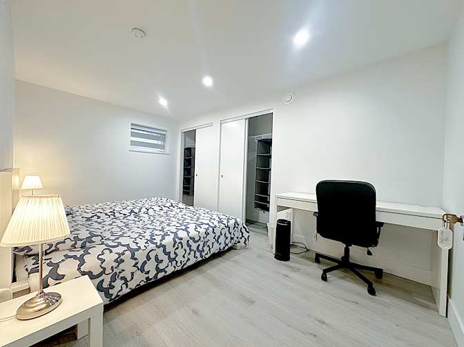 Shahram's room