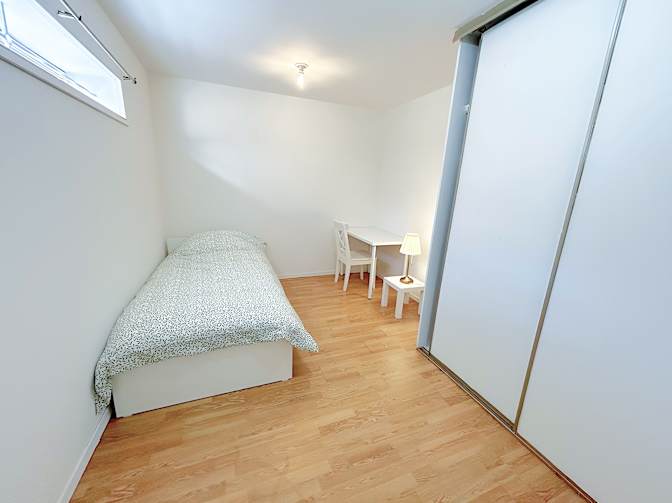 Shirin's room