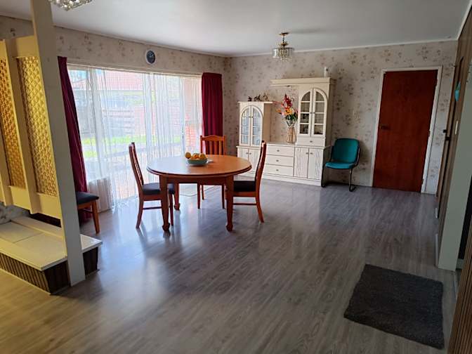 STEVEN SHI's room