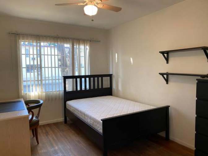Gated Parking's room