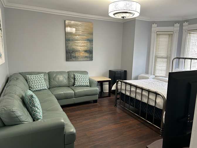Sunday's room