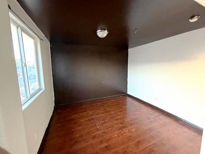Teri's room