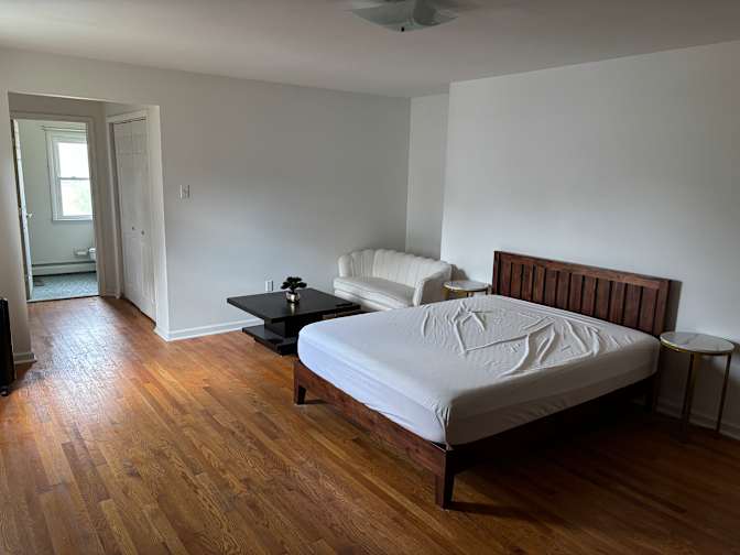 Olumide's room