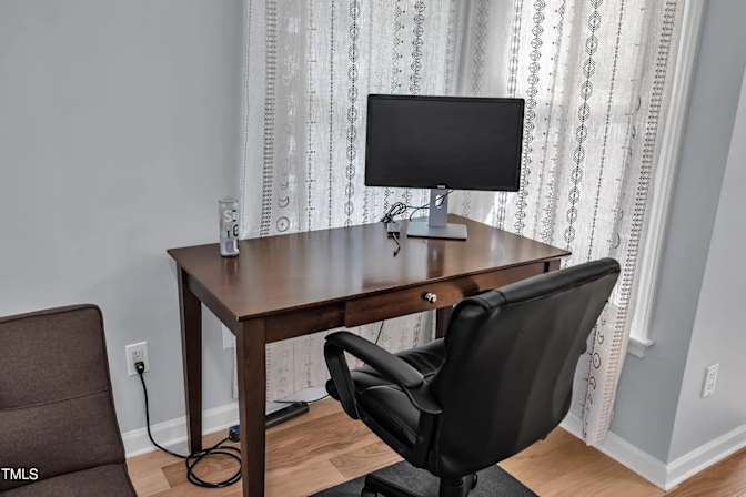 Alcove Rooms's room
