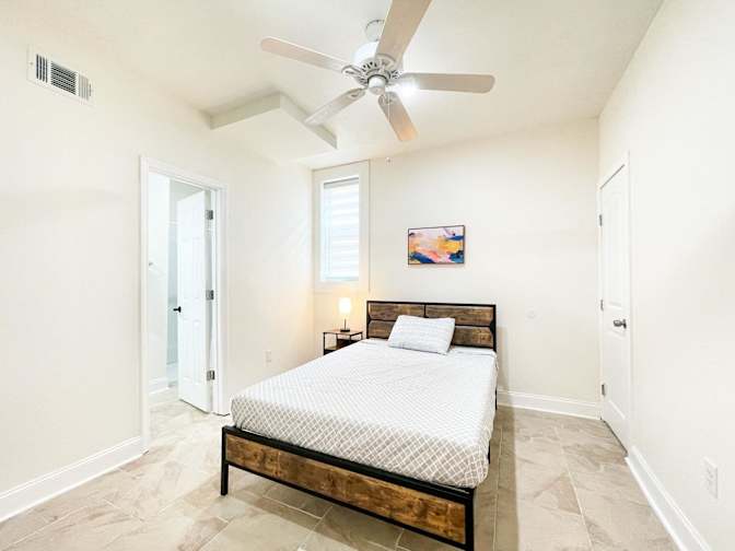 PadSplit's room