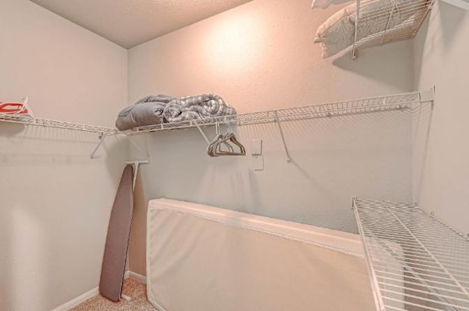 Caroline Henny's room
