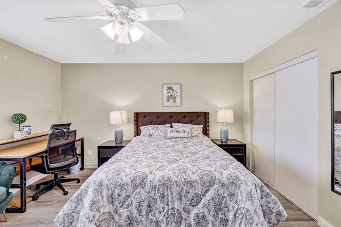 Sandy's room
