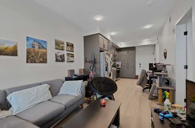 Larenz Fiddler's room