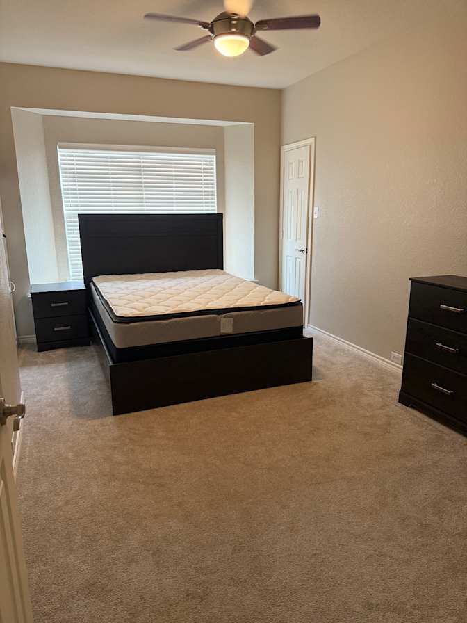 Dami's room