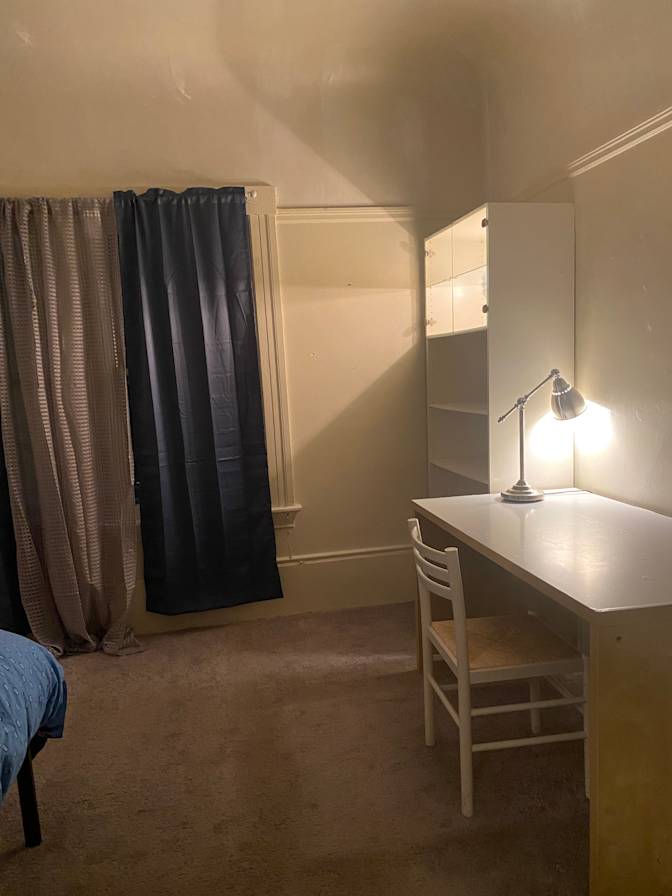 Farnaz's room