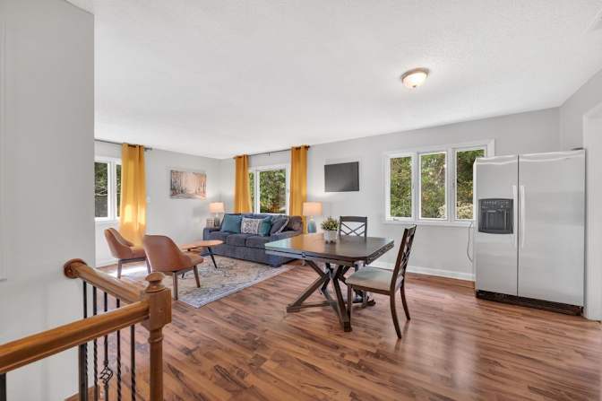 lifedoorrentals's room