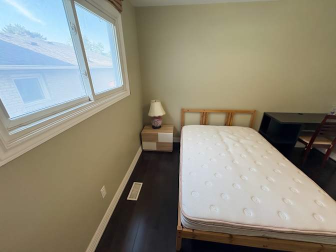 Chris Chung's room