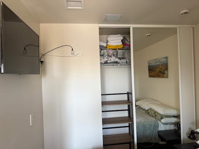 Alessio Toledo's room