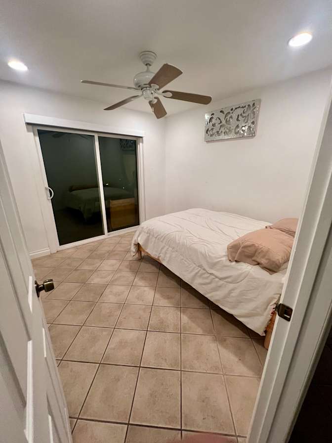 Ali's room
