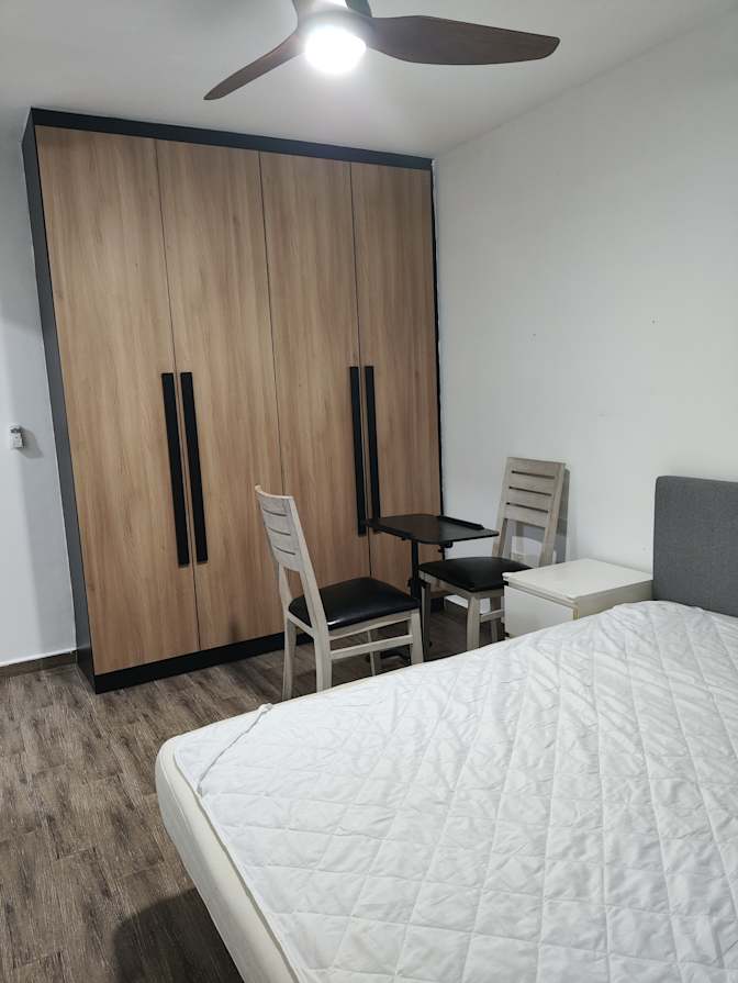 Tan's room