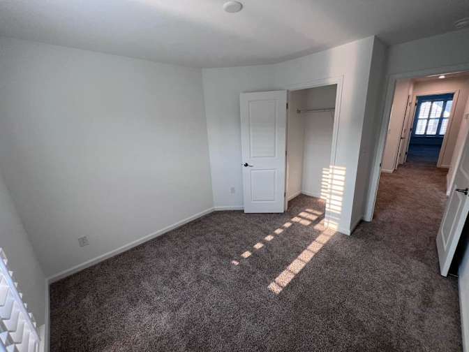 Alcove Rooms's room