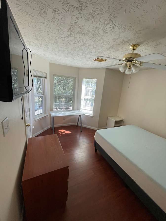 Cris's room