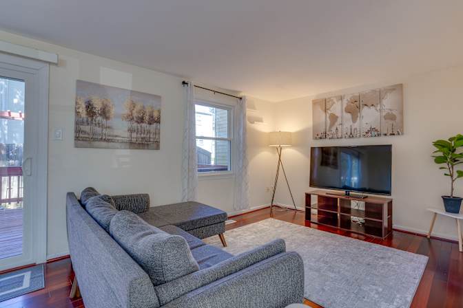 Stephanie's room