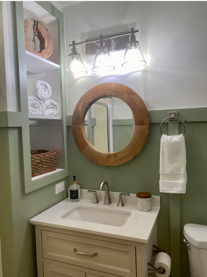 Ellijay's room