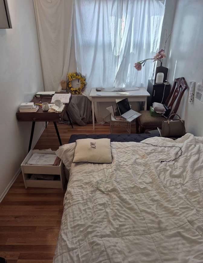 Lilly's room