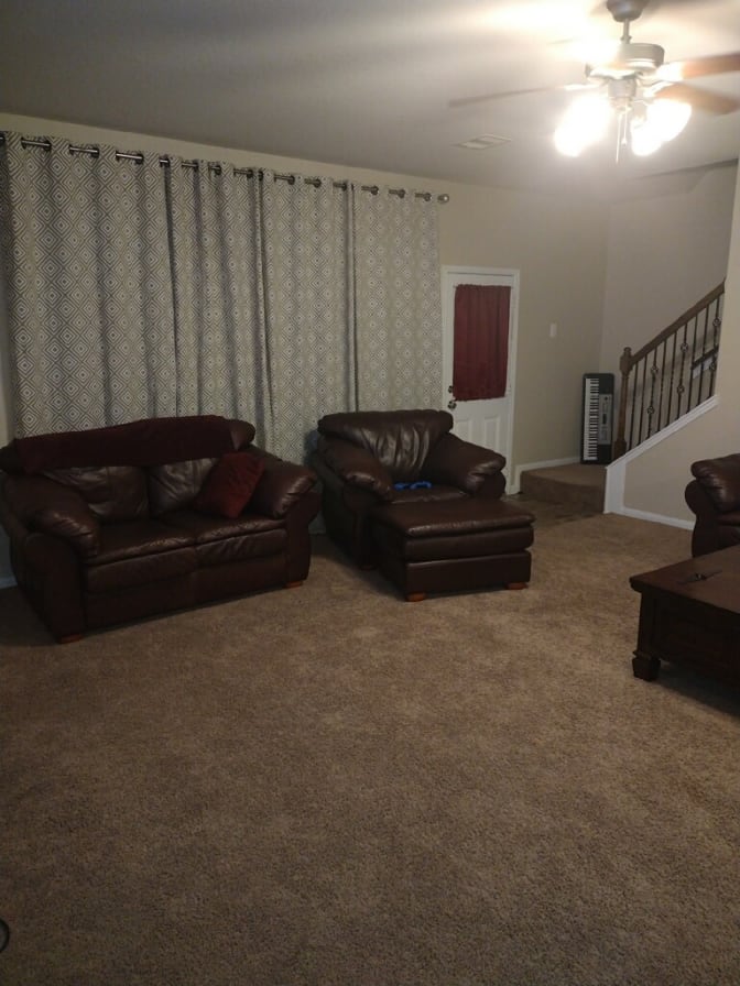 Lynn's room