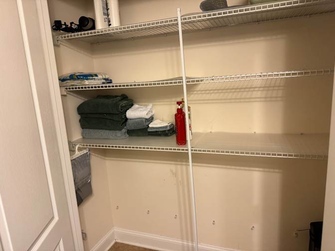 Lisa's room