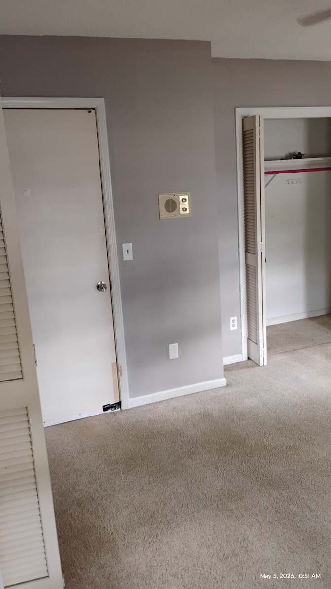 Thomas's room