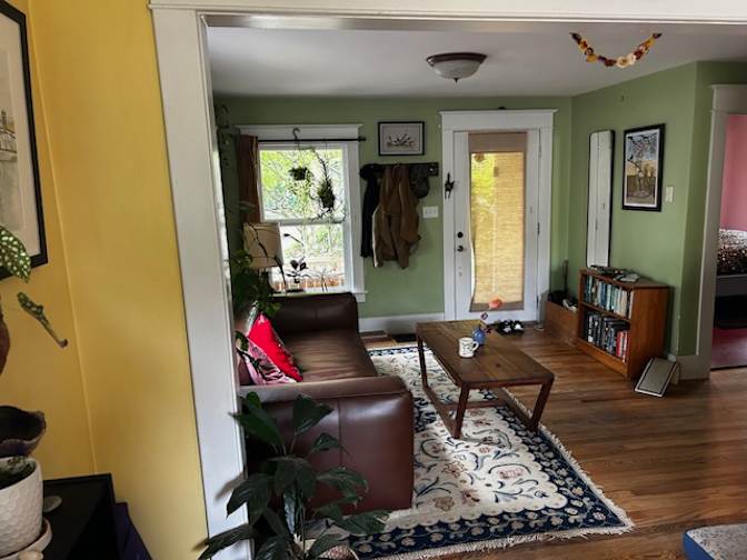 Yahanna Nash's room