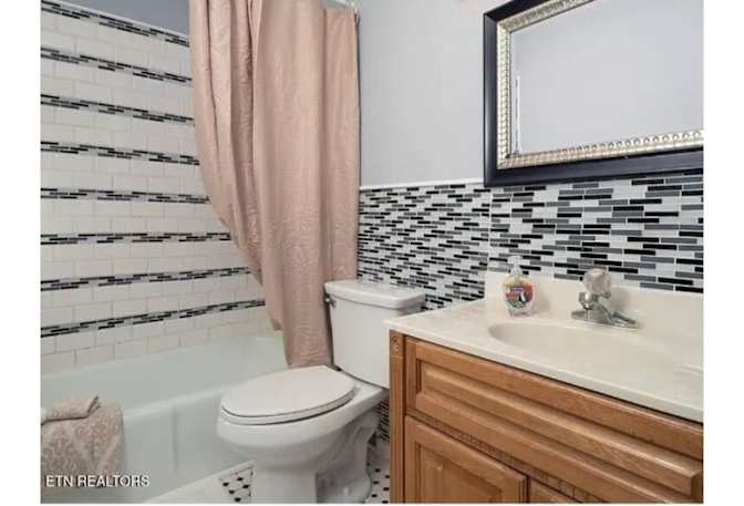 Taylore Haynes's room