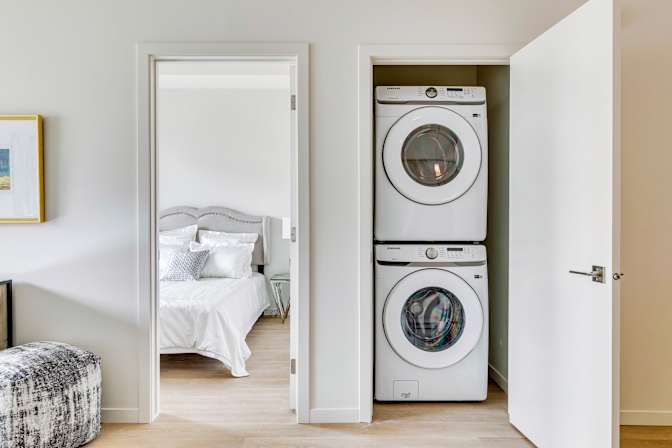 Glamorgan Landing's room