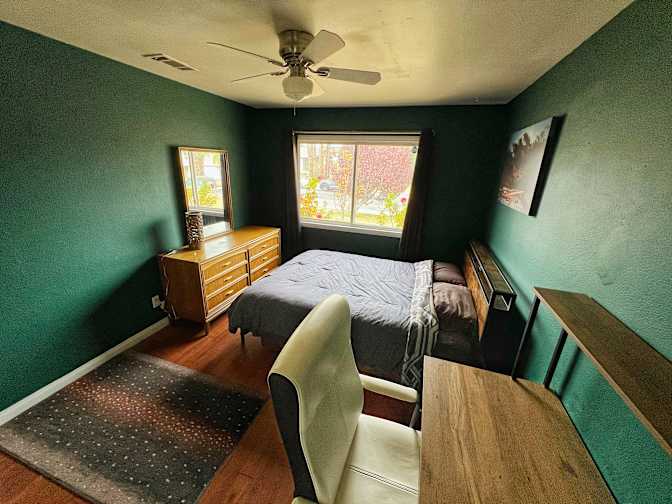 Rachel's room