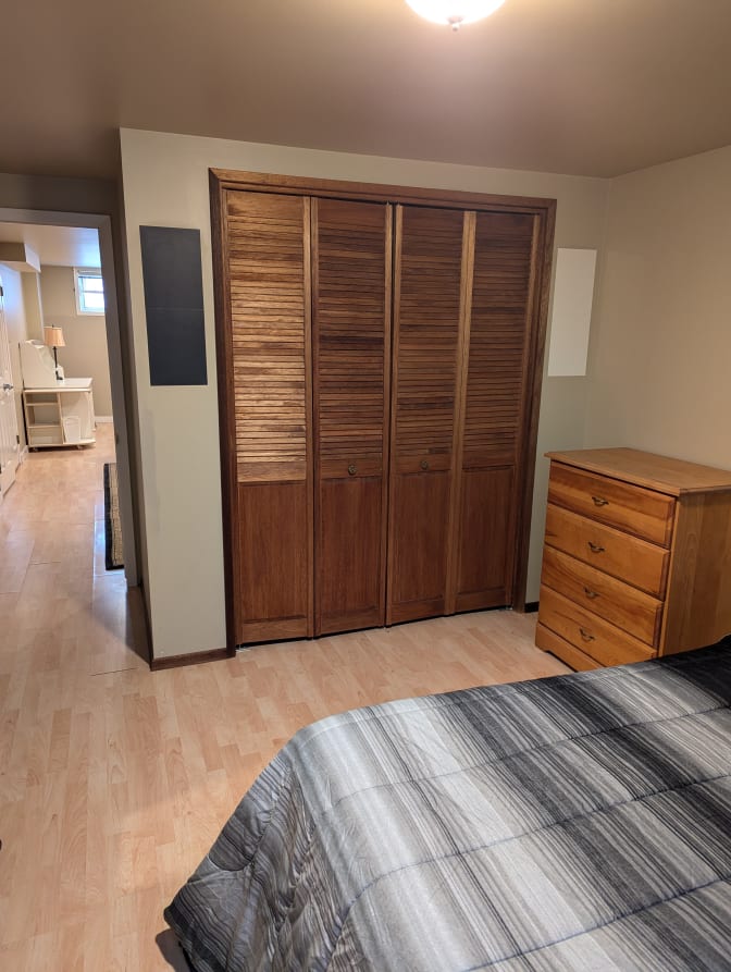 Hal's room