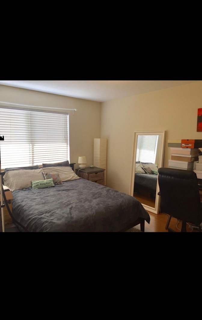 Olsen's room
