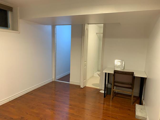 seymour's room