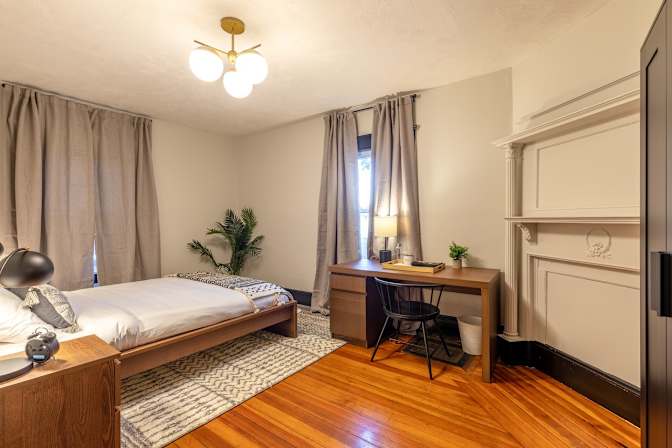 Sam June's room