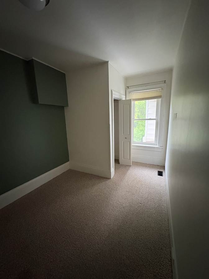 Kelly's room
