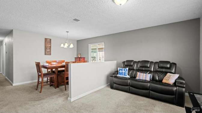 Greyson's room