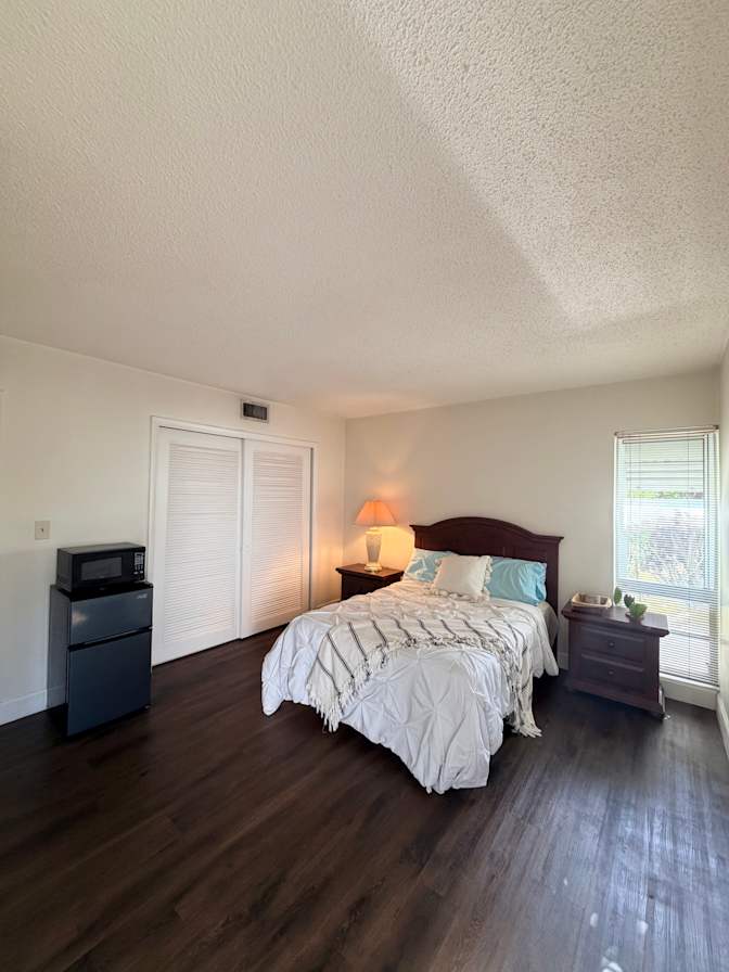 Eighty's room