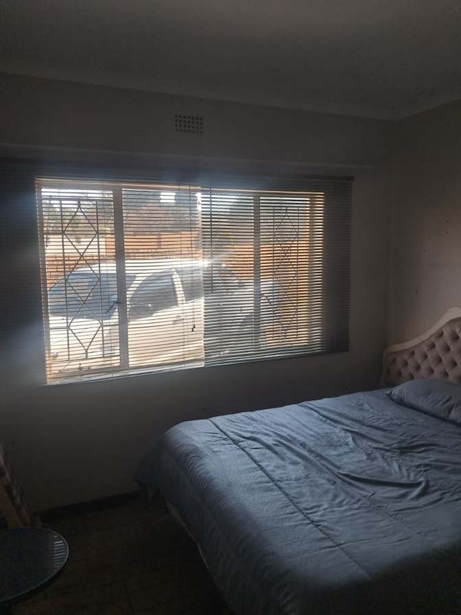 Thabang Ngwalepane's room