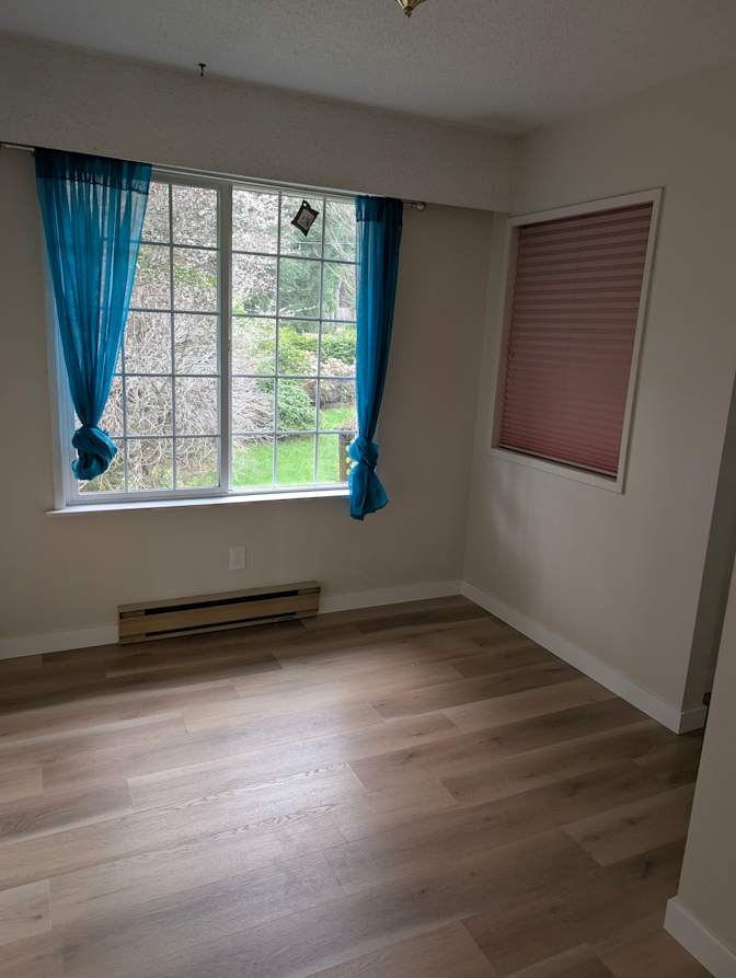 Eva's room