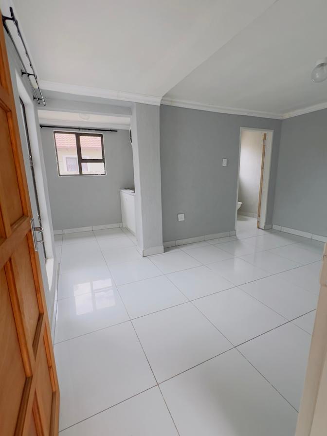 Ofentse's room