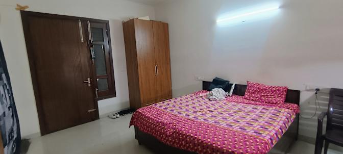 Abhinav Goel's room